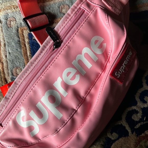 Supreme Pink Waist Bag - Picture 3 of 4